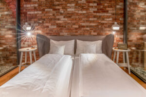 Landhotel Hirschen, Erlinsbach: Weinkeller Suite