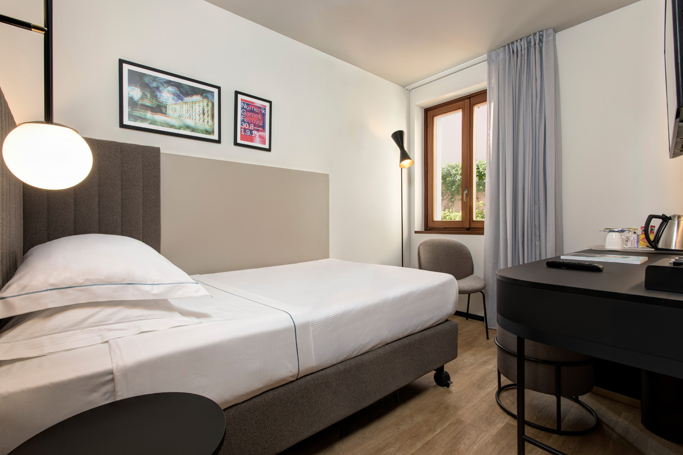 Hotel Lugano Dante, Lugano: Basic Zimmer