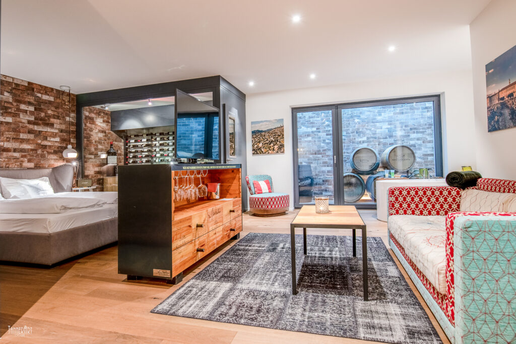 Landhotel Hirschen, Erlinsbach: Weinkeller Suite