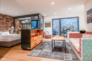 Landhotel Hirschen, Erlinsbach: Weinkeller Suite