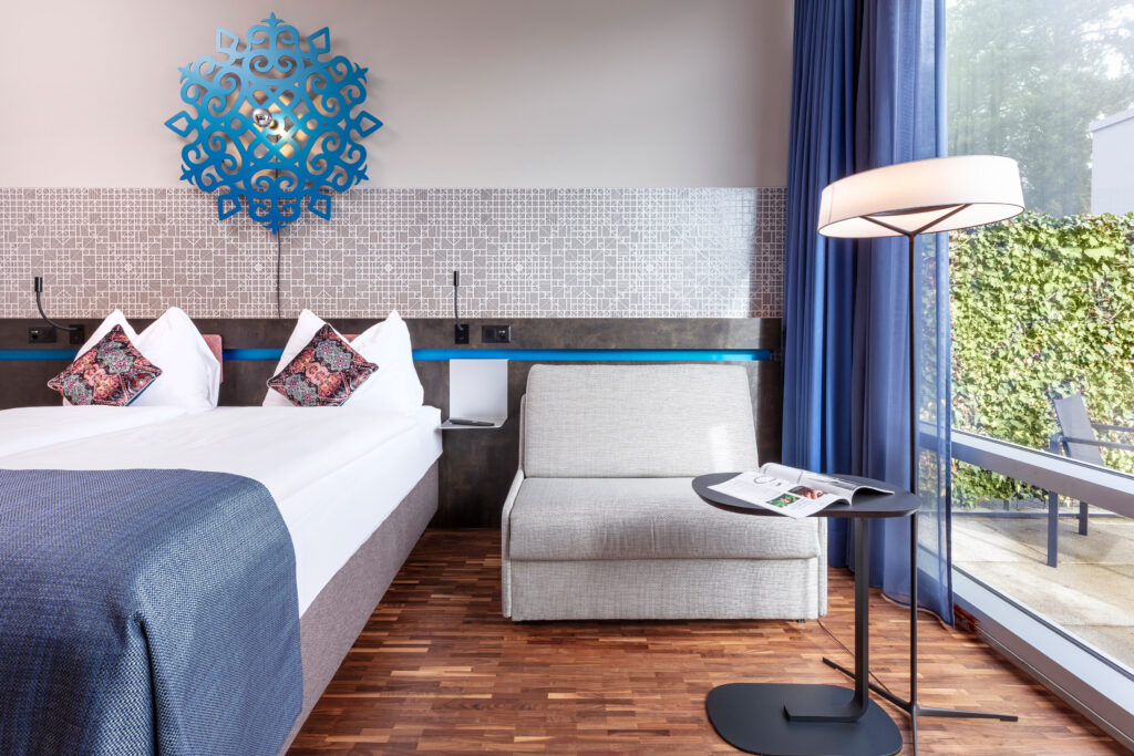 Hotel Sedartis, Thalwil: Club King Room mit Terrasse