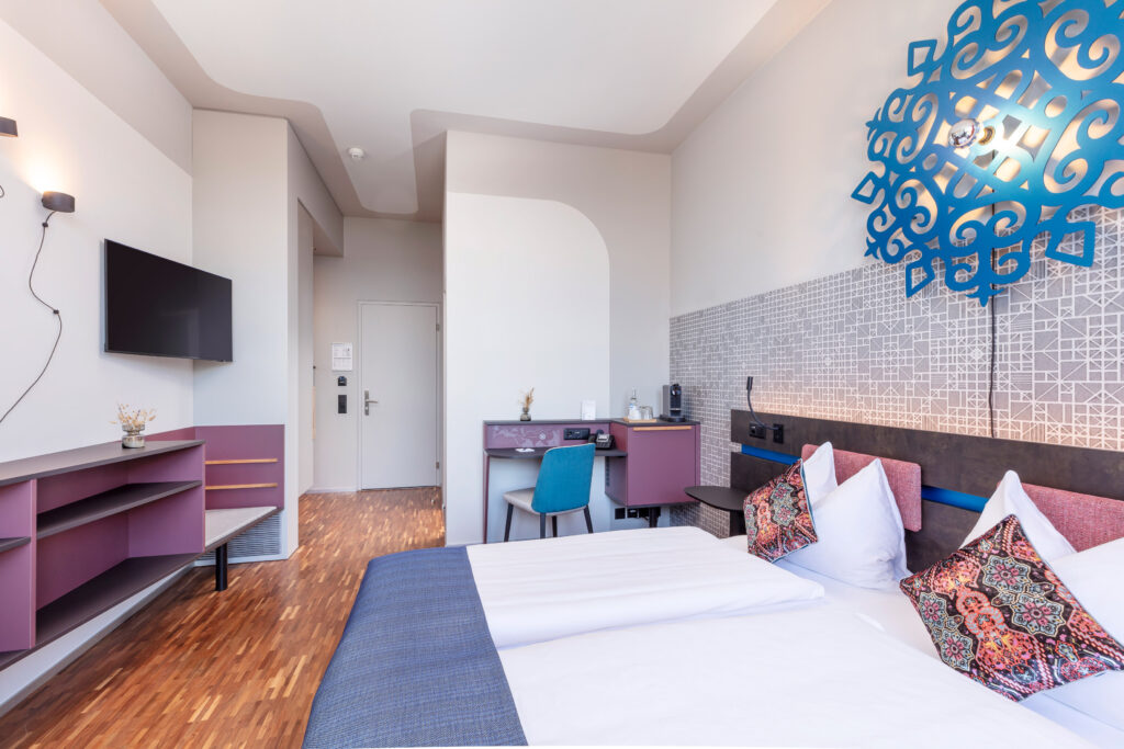 Hotel Sedartis, Thalwil: Club King Room mit Terrasse