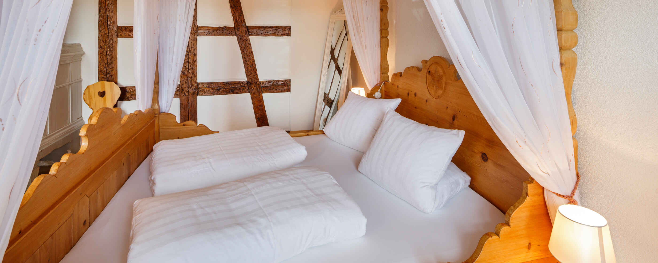 Historische Residenz Lindeneck, Güttingen: Biedermeier Zimmer