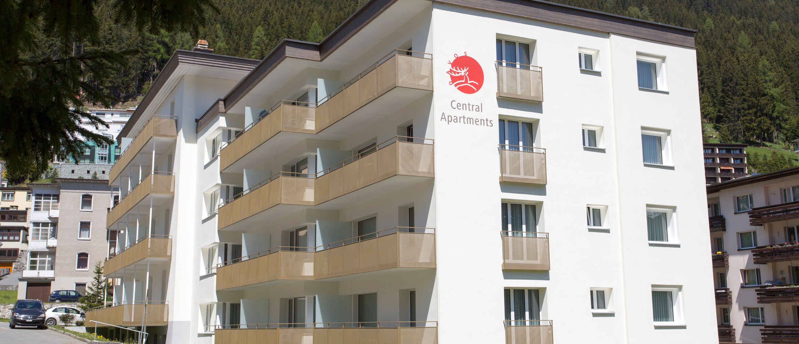 Central Apartments, Davos: Aussenansicht Sommer