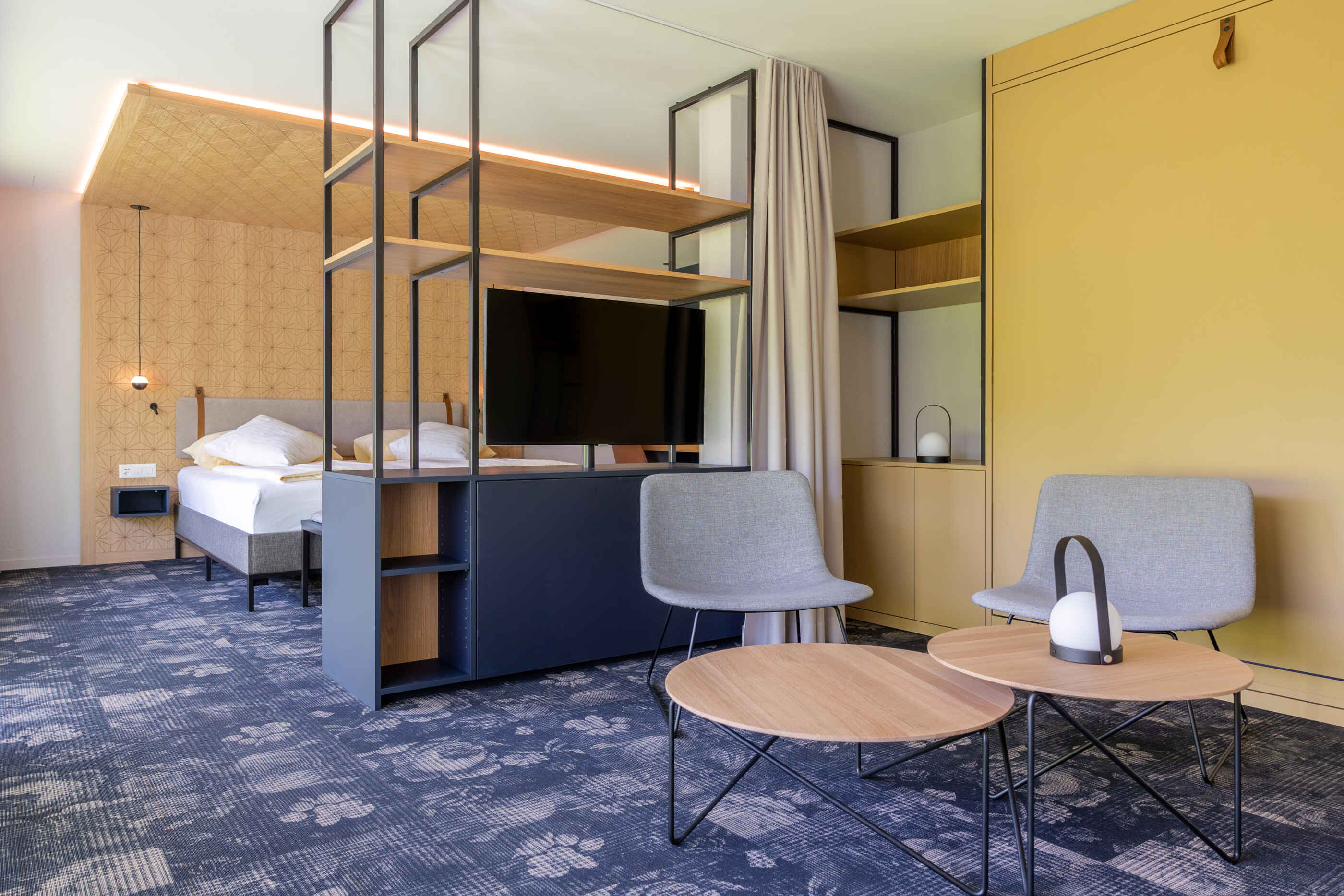 Hotel Stella, Interlaken: Geräumiges Zimmer für 1 bis 4 Personen