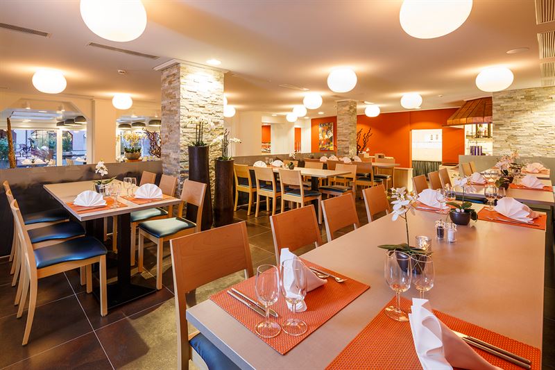 Hotel Olten, Olten: Restaurant Holz&Stein