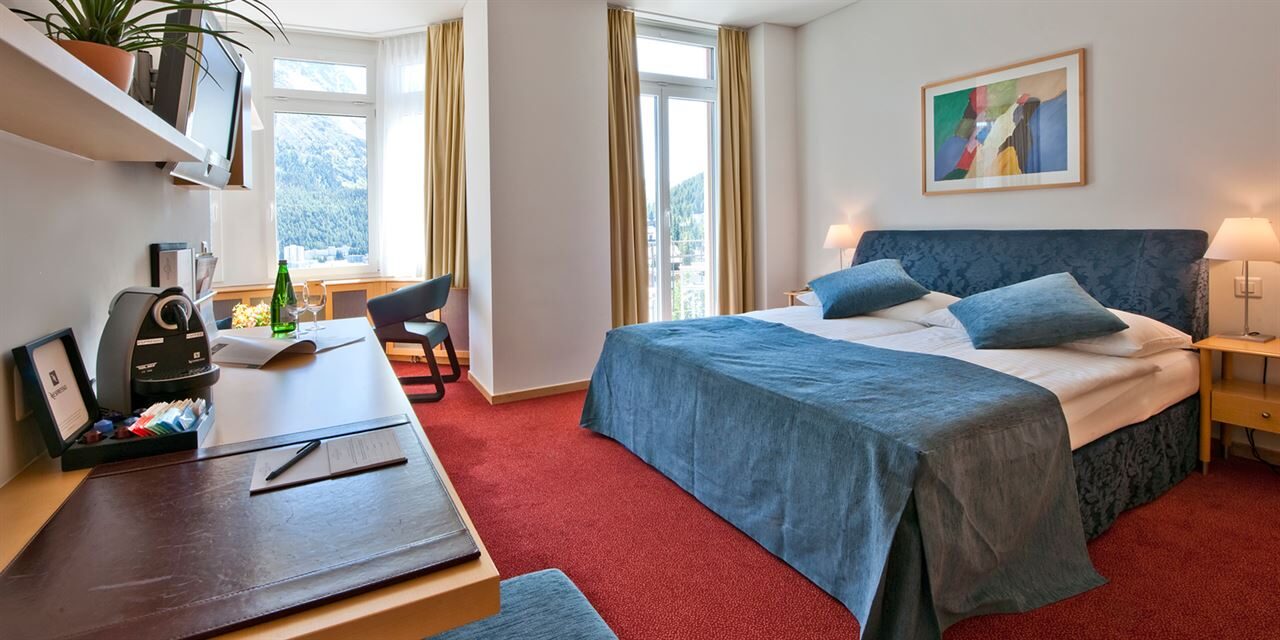 Hotel Schweizerhof, St. Moritz: Junior Suite mit Seeblick