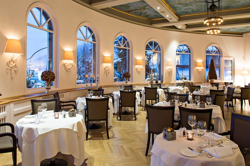 Hôtel Schweizerhof, St. Moritz : Salle Segantini