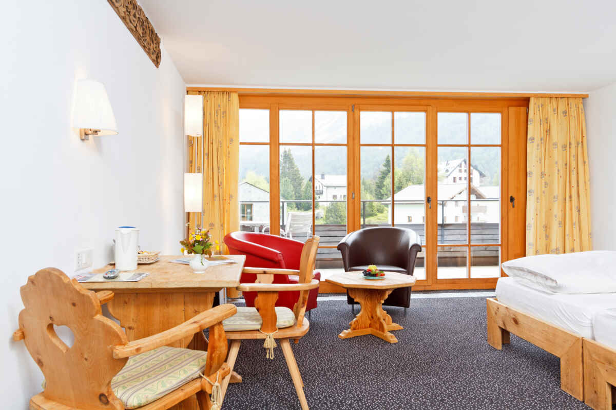 Familienzimmer mit Bergsicht