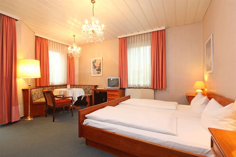 Standard Zimmer mit King Size Bett