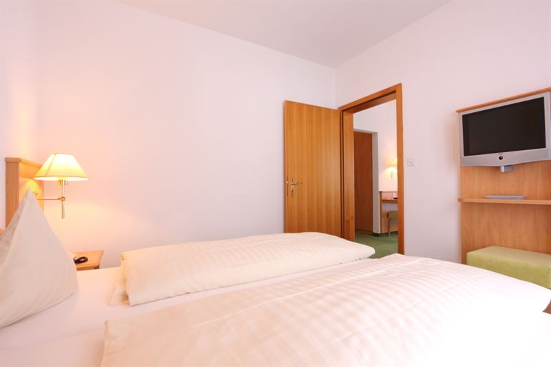 Hotel Bernerhof, Kandersteg: Suite mit einem Schlafzimmer - Bergsicht