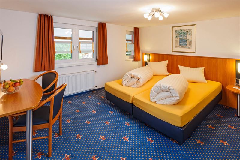 Historische Residenz Lindeneck, Güttingen: Standard Doppelzimmer Park