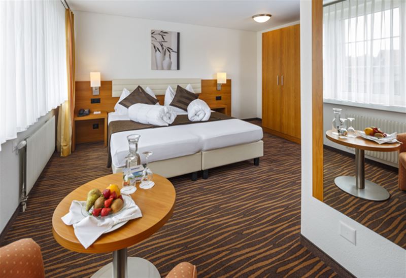 Hotel Seemöwe, Güttingen: Doppelzimmer Landseite