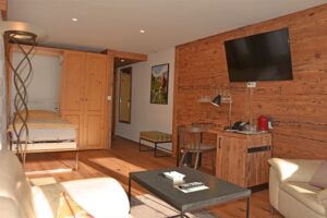 Hotel Eiger, Mürren: Familiensuite Waldseite
