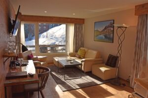 Hotel Eiger, Mürren: Familiensuite Waldseite