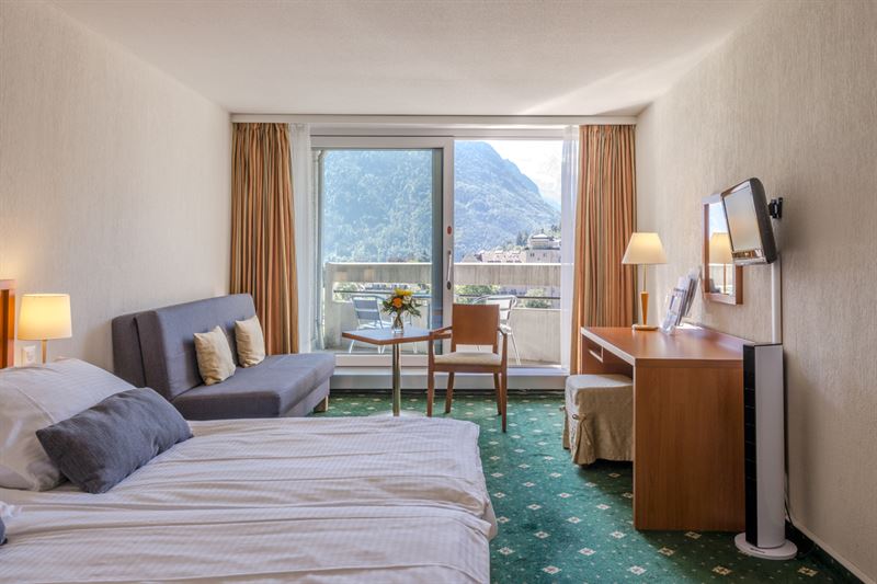 Hotel Metropole, Interlaken: Doppelzimmer Queen Size Deluxe (7. bis 14. Etage)