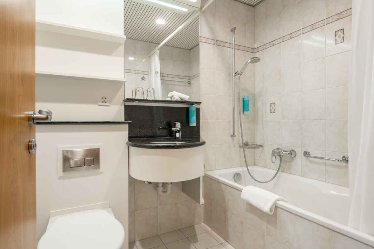 Zweibettzimmer mit Seesicht