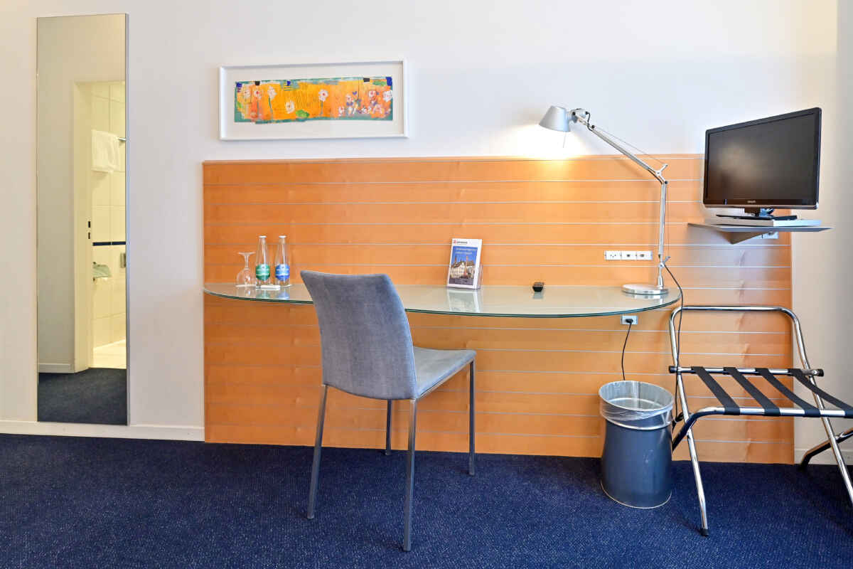 Einzelzimmer Standard