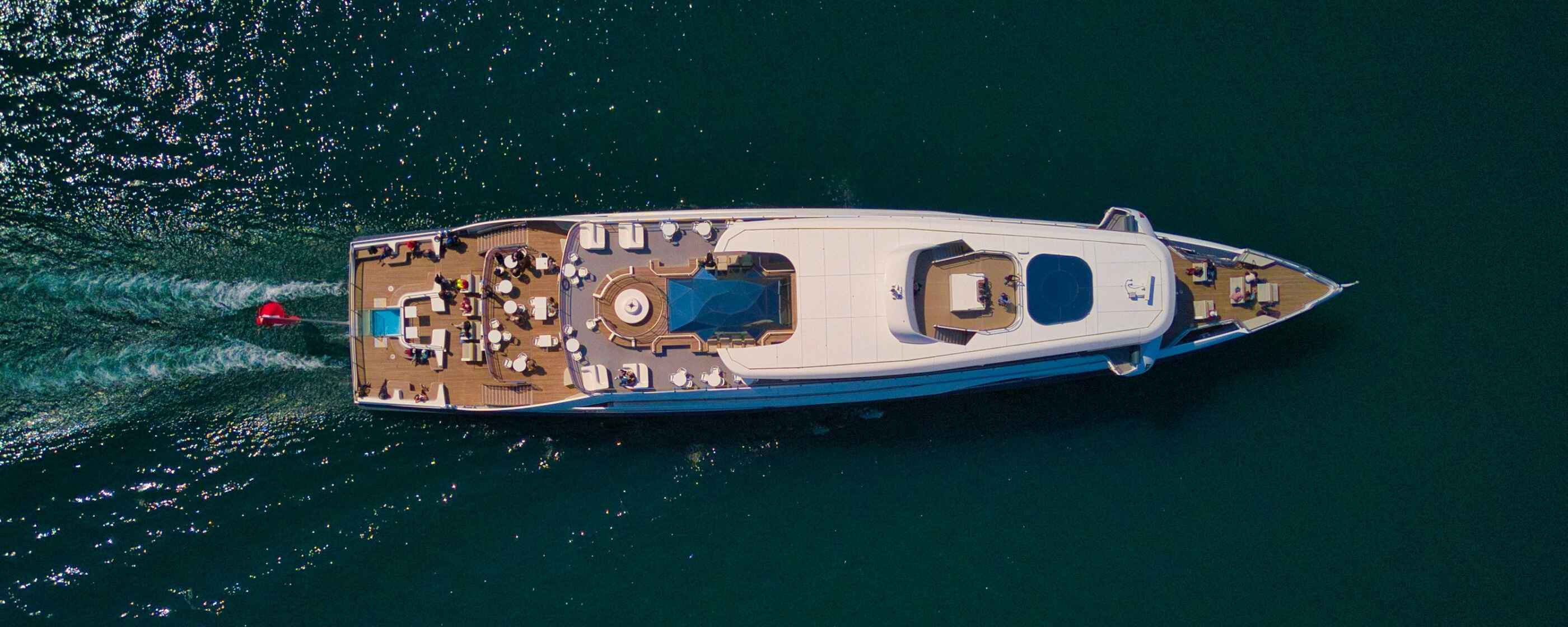 daniel-r-1IIPOXGxN3o-unsplash