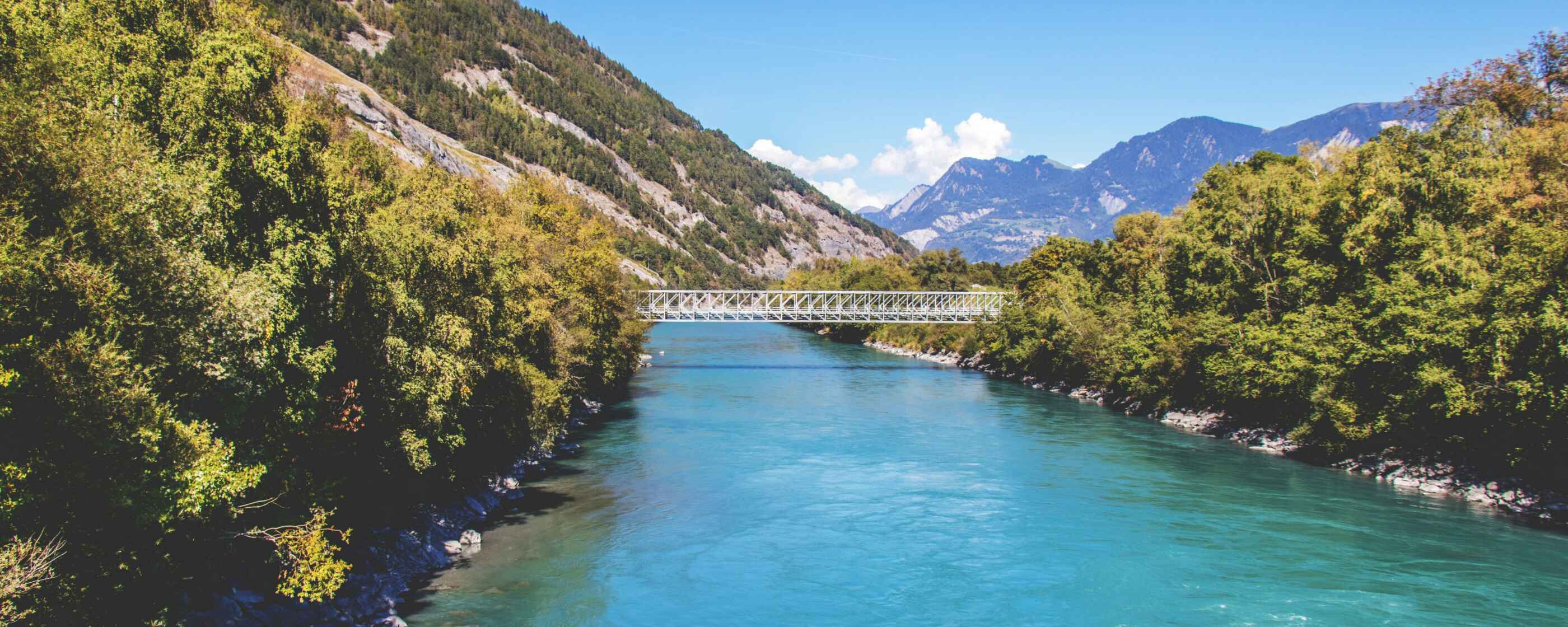 travel-suisse-CGgn0XKaKXE-unsplash