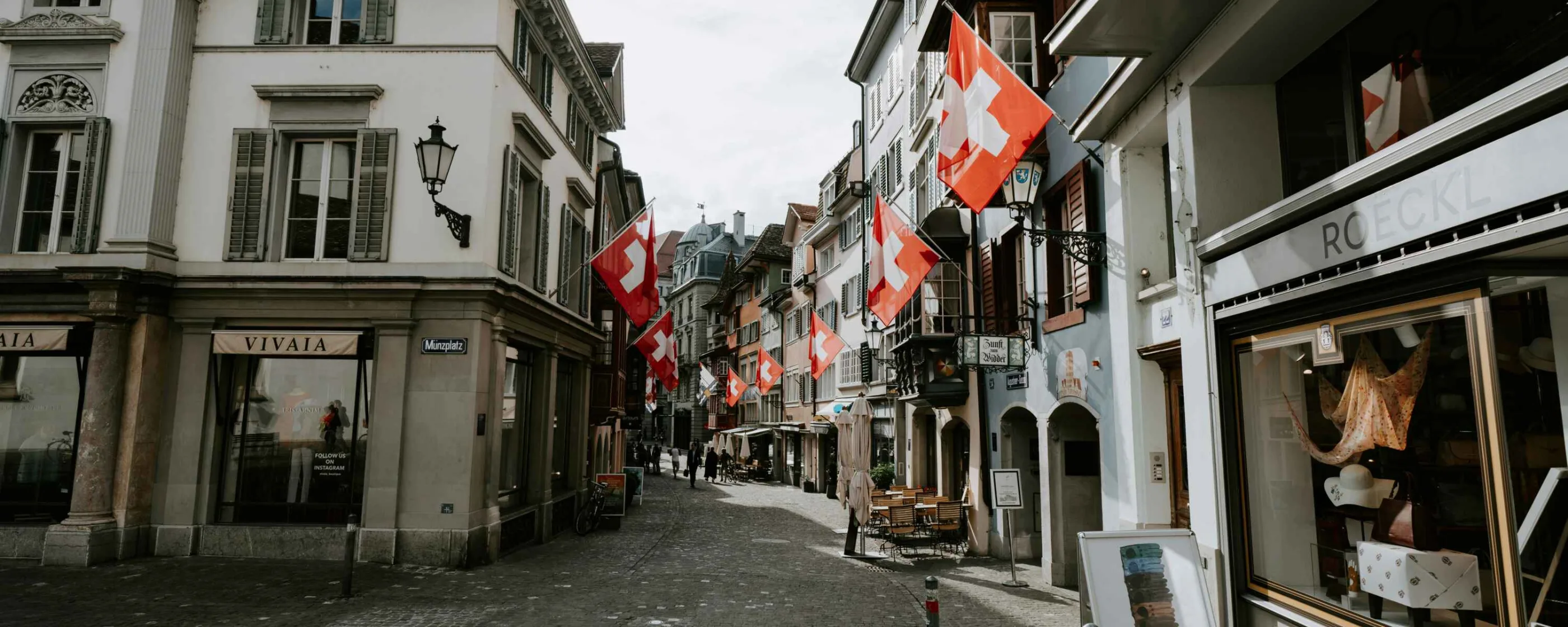 claudio-schwarz-HM2u6gti_ic-unsplash